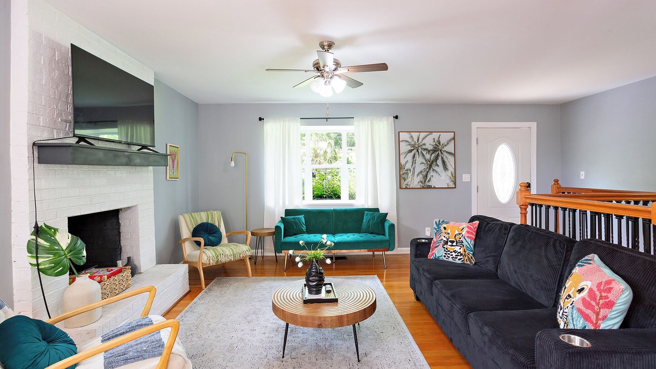 Photo of Livingroom in Tallahassee