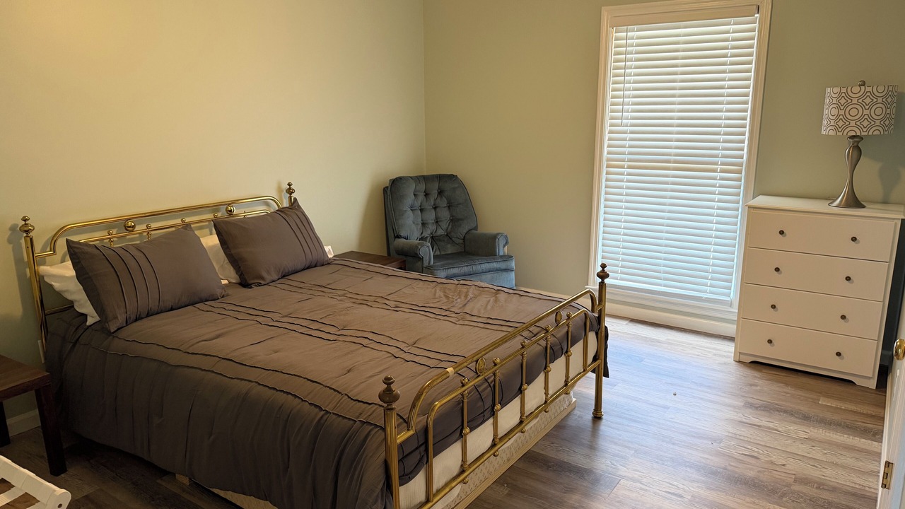 Photo of Bedroom in Eufaula