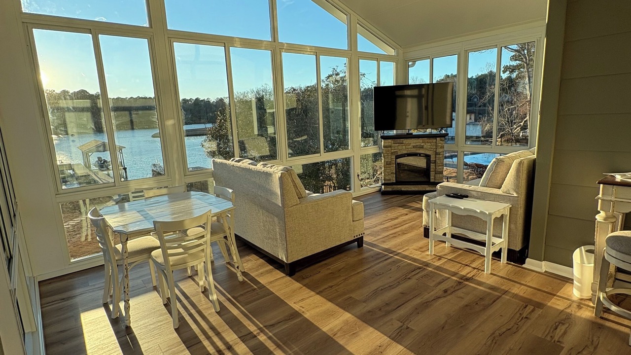 Photo of Livingroom in Eatonton