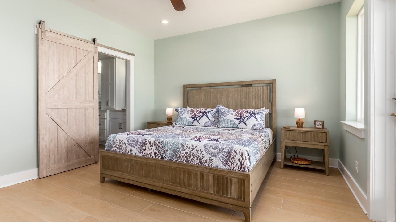 Photo of Bedroom in Dauphin Island