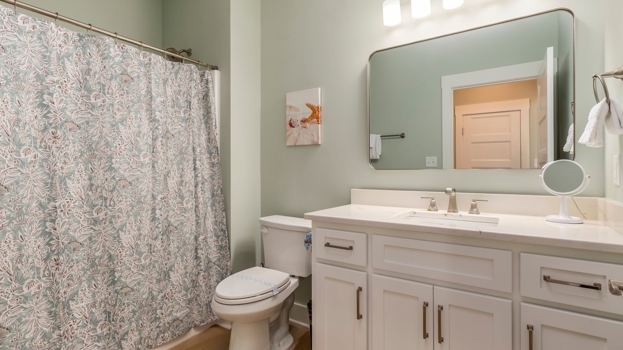 Photo of Bathroom in Dauphin Island