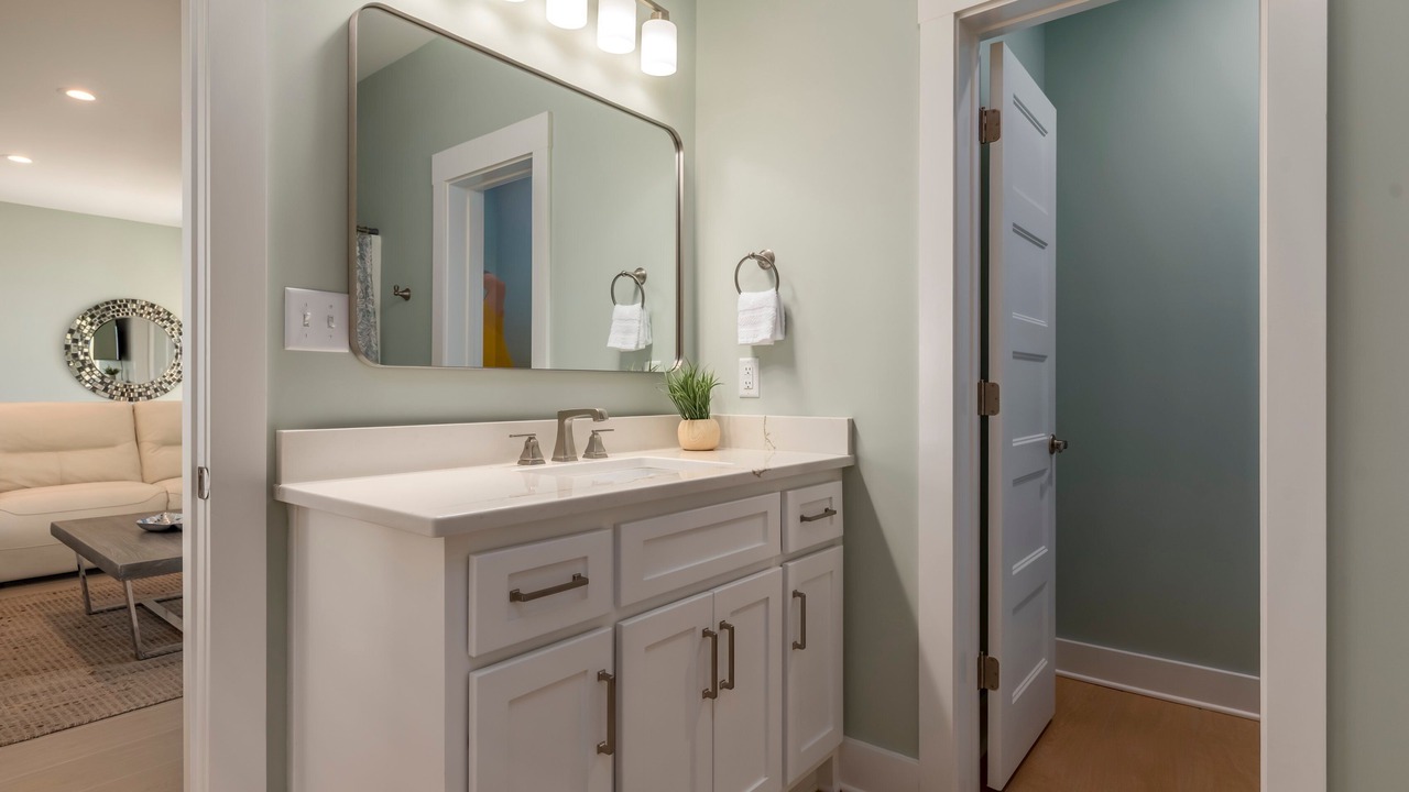 Photo of Bathroom in Dauphin Island