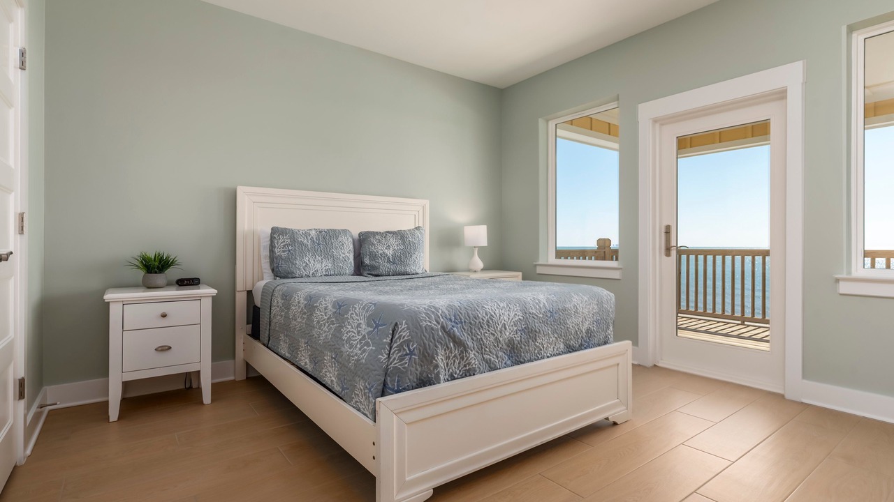 Photo of Bedroom in Dauphin Island