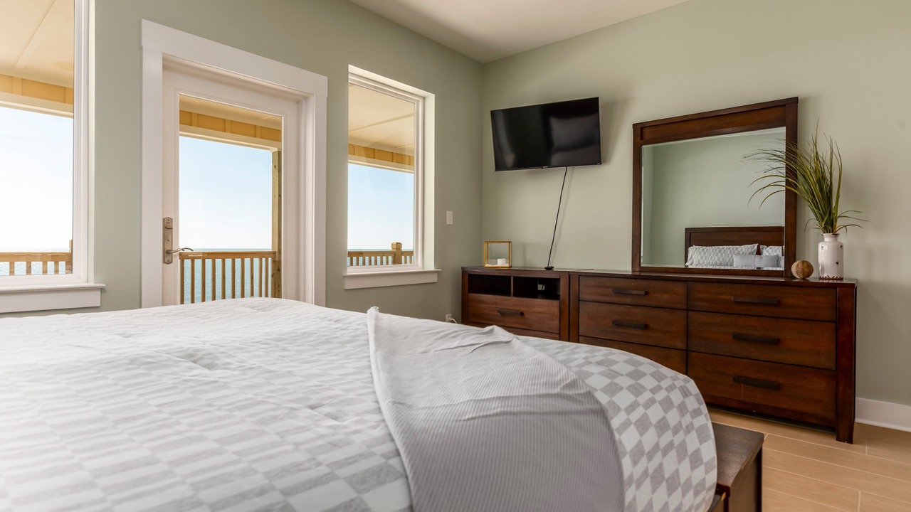 Photo of Bedroom in Dauphin Island