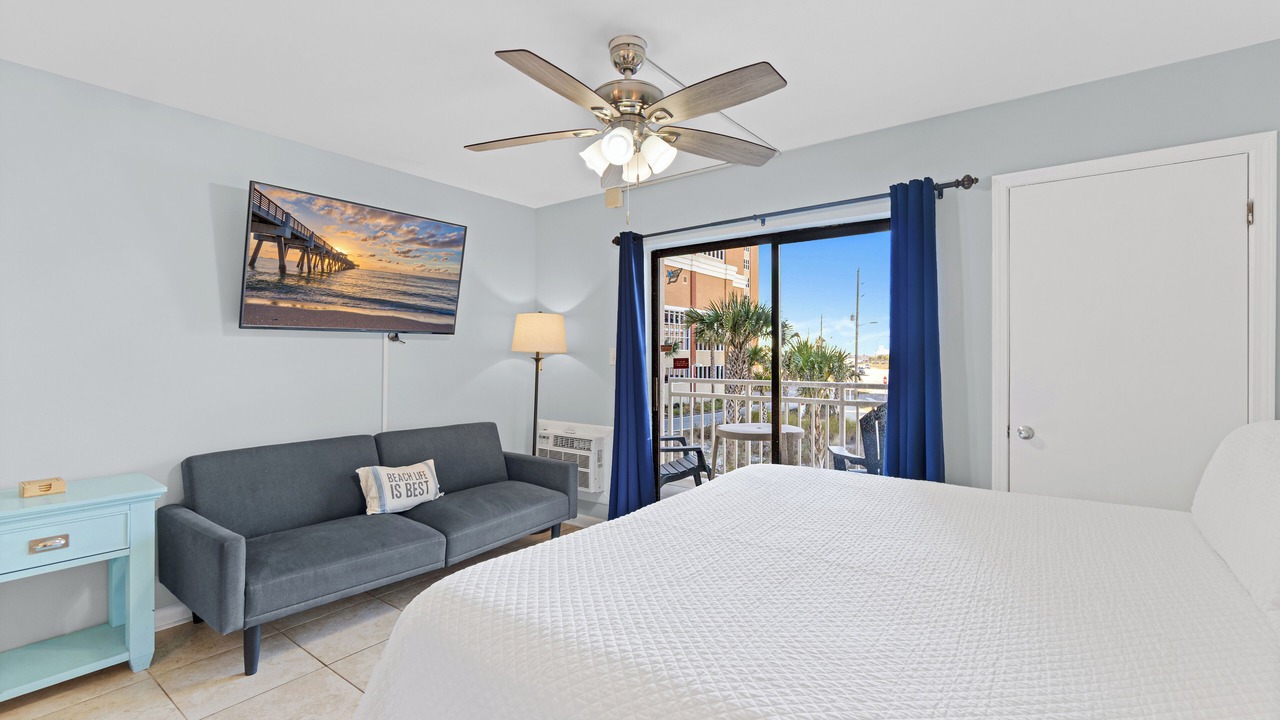 Photo of Bedroom in Orange Beach