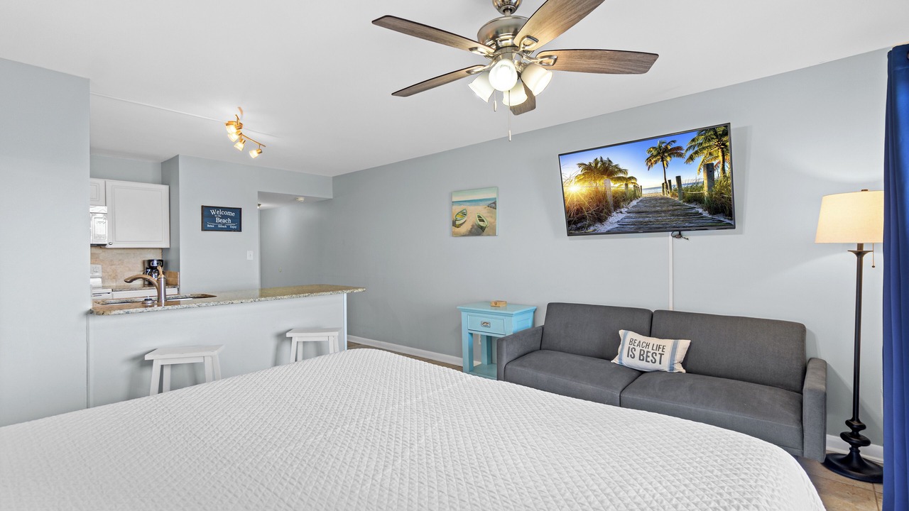 Photo of Bedroom in Orange Beach
