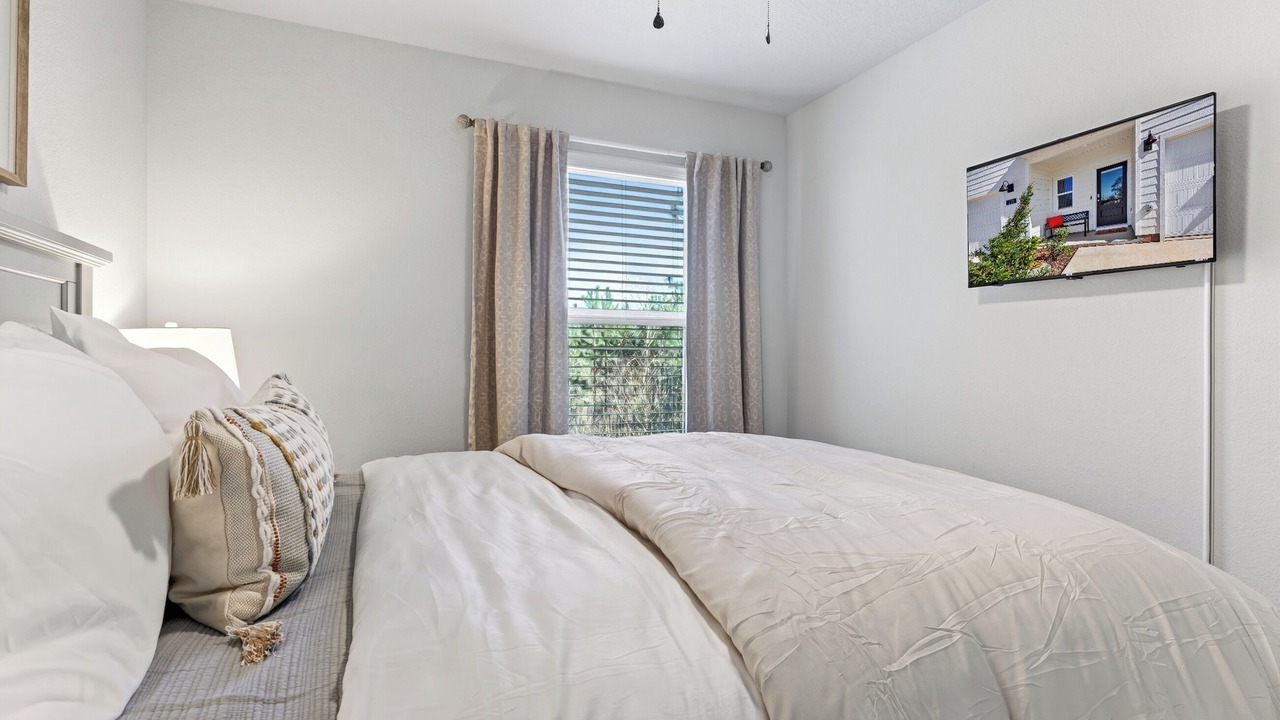Photo of Bedroom in Ocean Springs