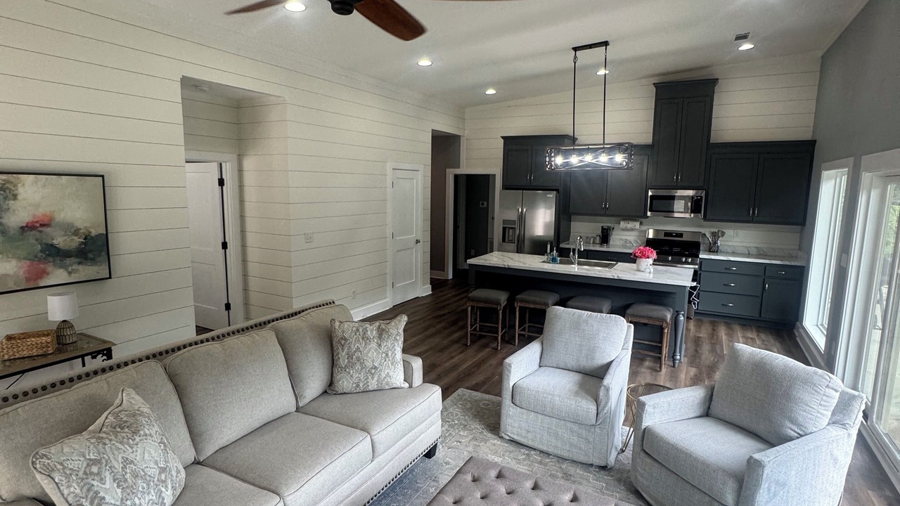 Photo of Livingroom in Duncanville