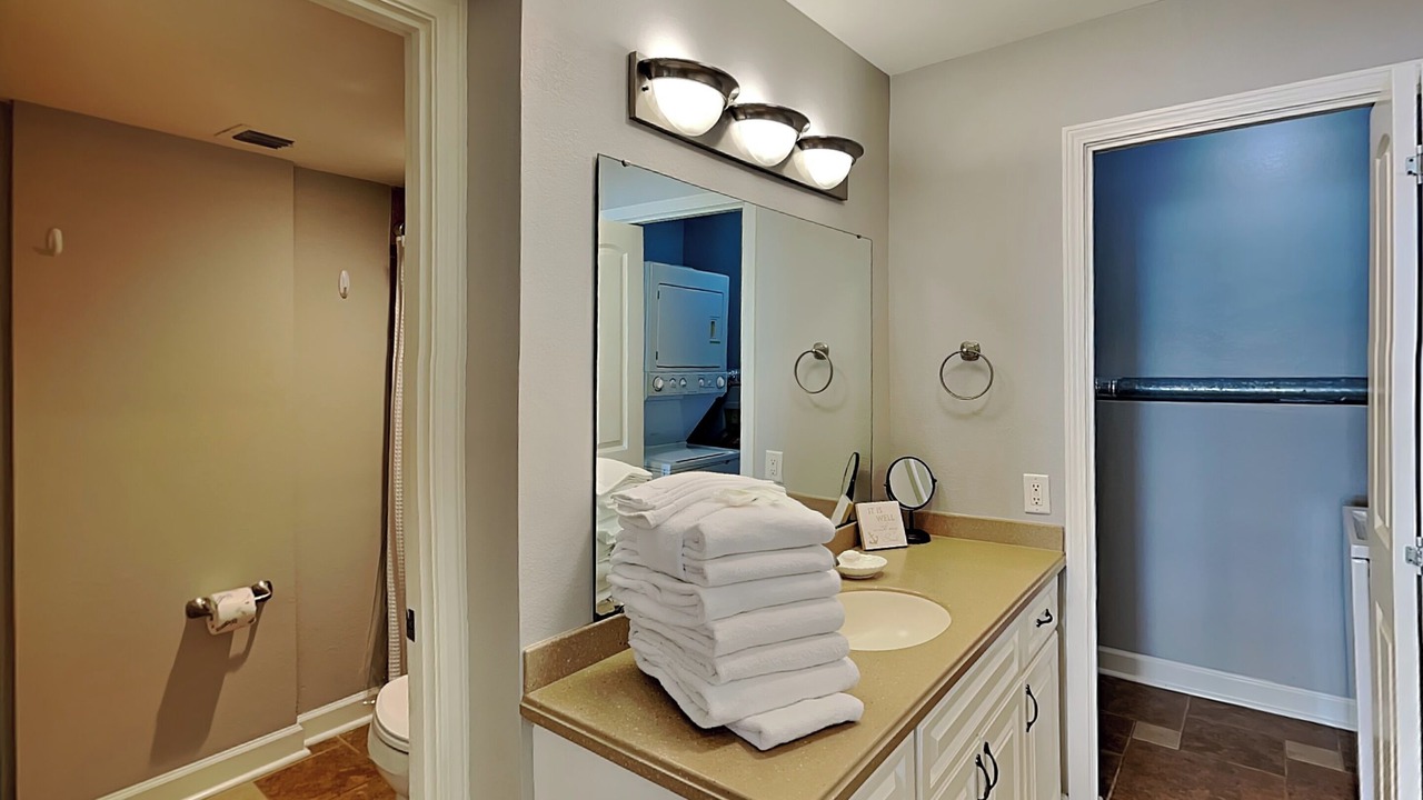 Photo of Bathroom in Pensacola Beach