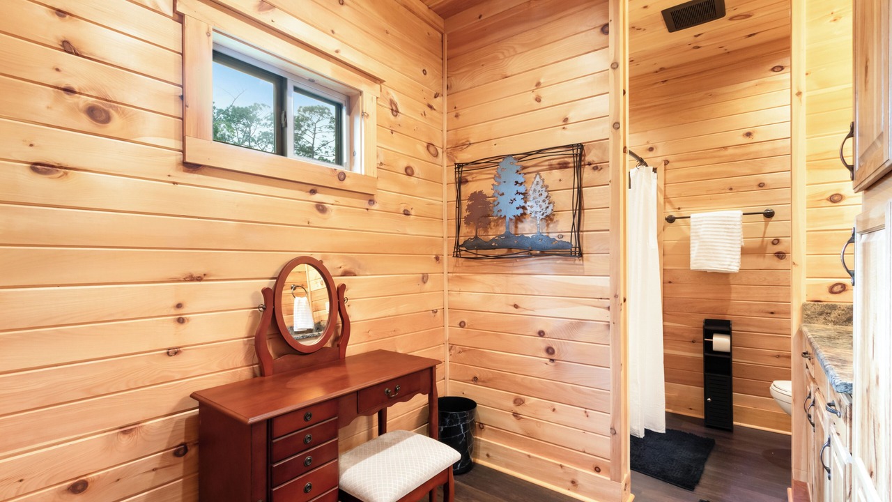 Photo of Bathroom in Perdido Beach