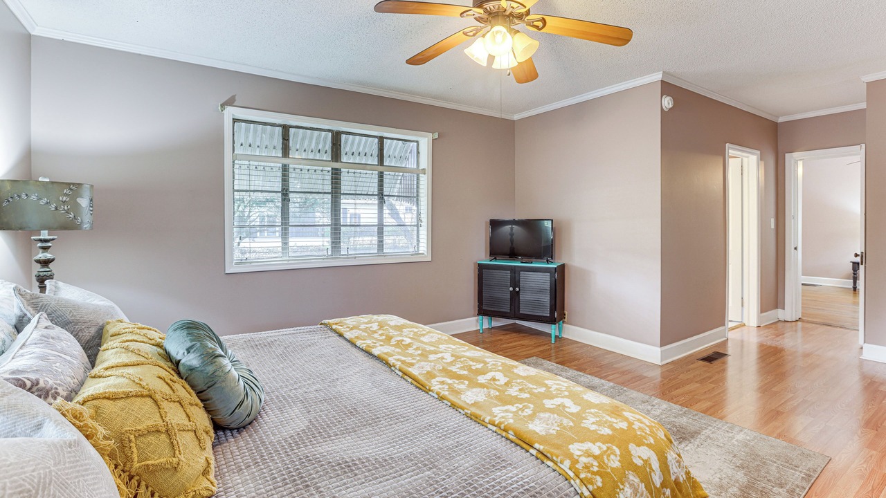 Photo of Bedroom in Tuscaloosa