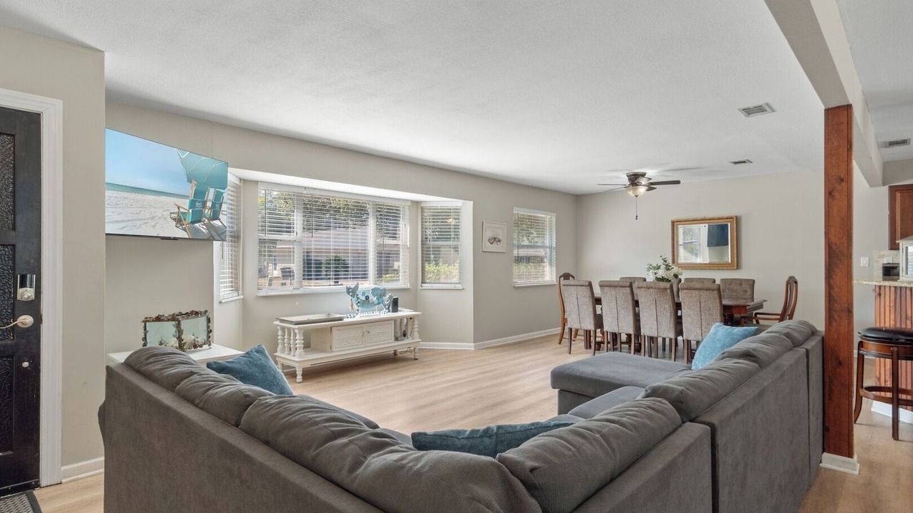 Photo of Livingroom in Fort Walton Beach