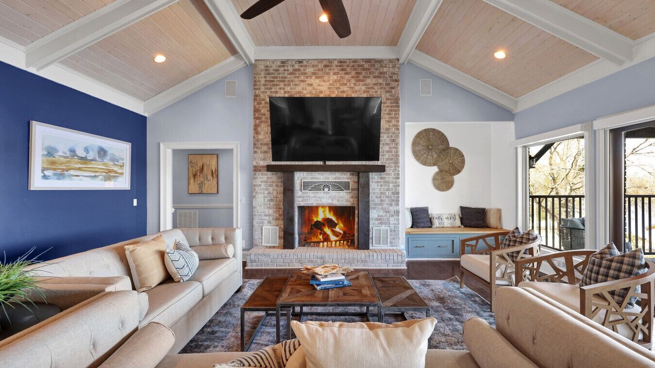 Photo of Livingroom in Macon