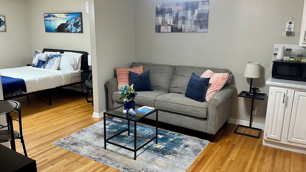 Photo of Livingroom in Orange Park