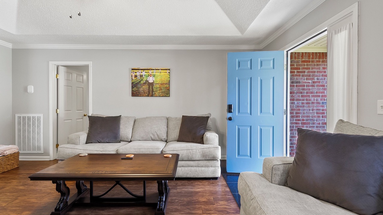 Photo of Livingroom in Northport