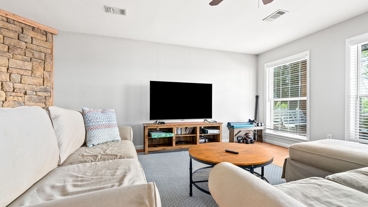 Photo of Livingroom in Dadeville