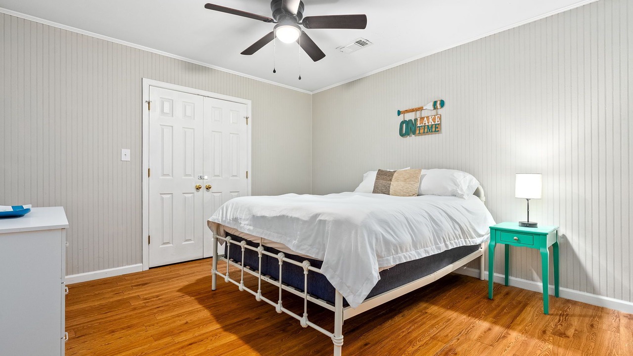 Photo of Bedroom in Dadeville