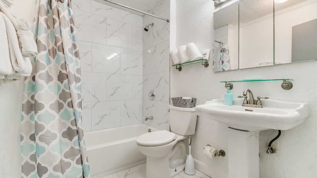 Photo of Bathroom in Ono Island