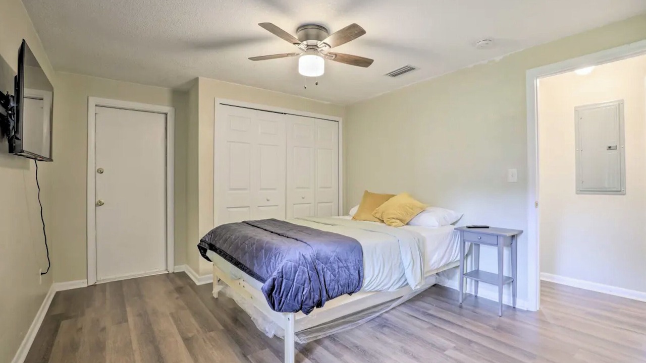 Photo of Bedroom in Melrose