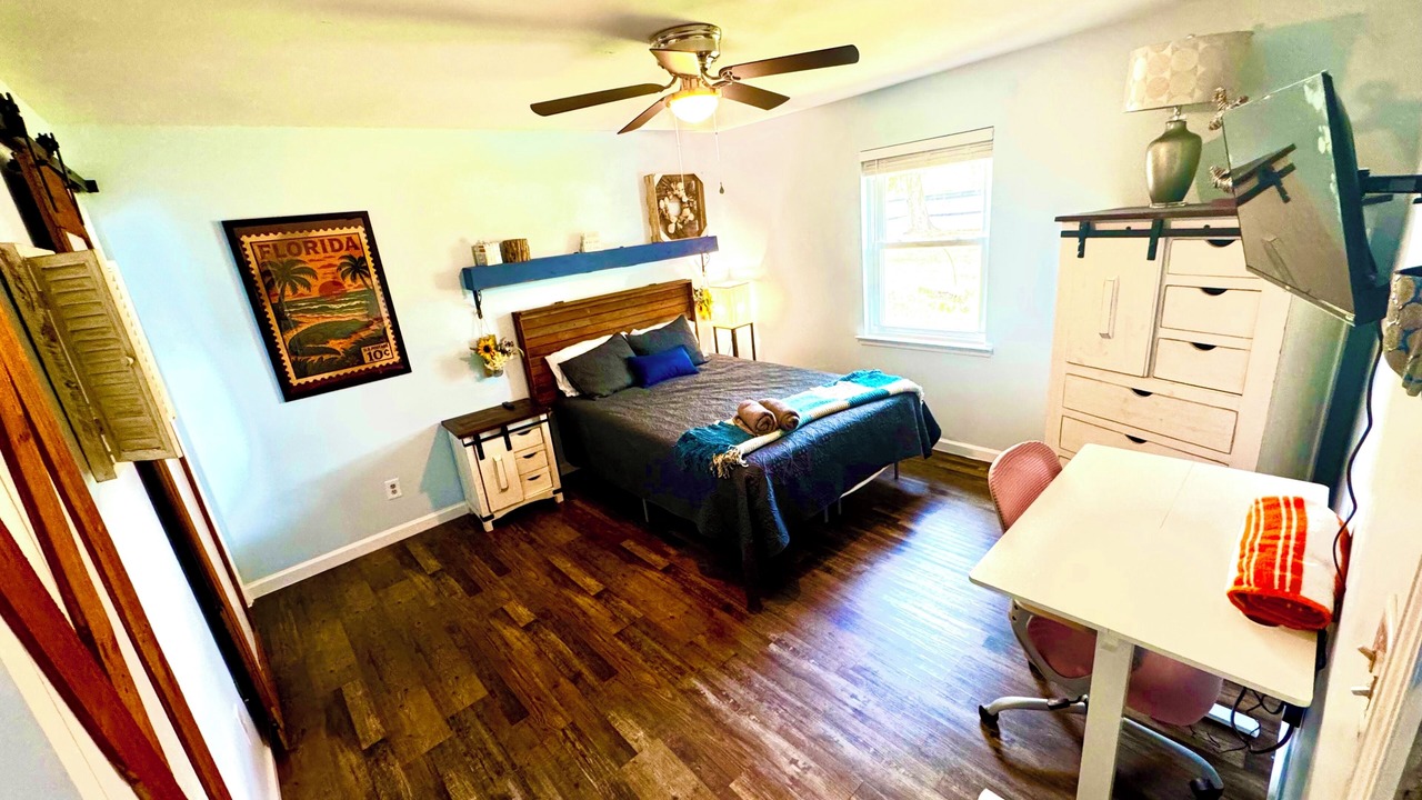 Photo of Bedroom in Milton
