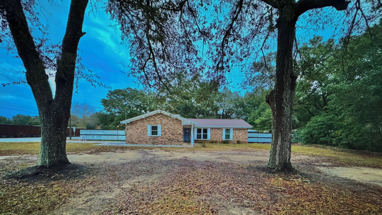 Photo of Outdoor in Milton