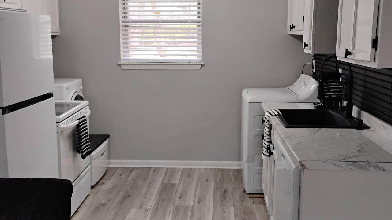 Photo of Kitchen in Crestline Heights