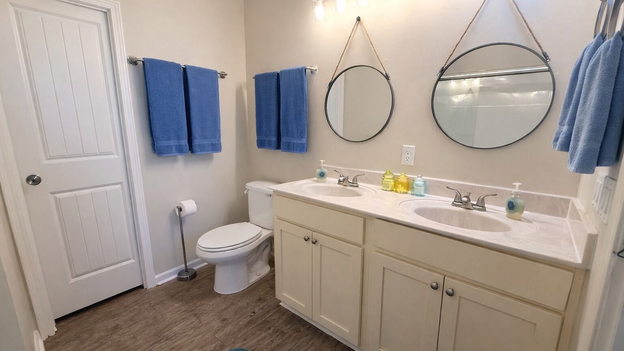 Photo of Bathroom in Pensacola Beach
