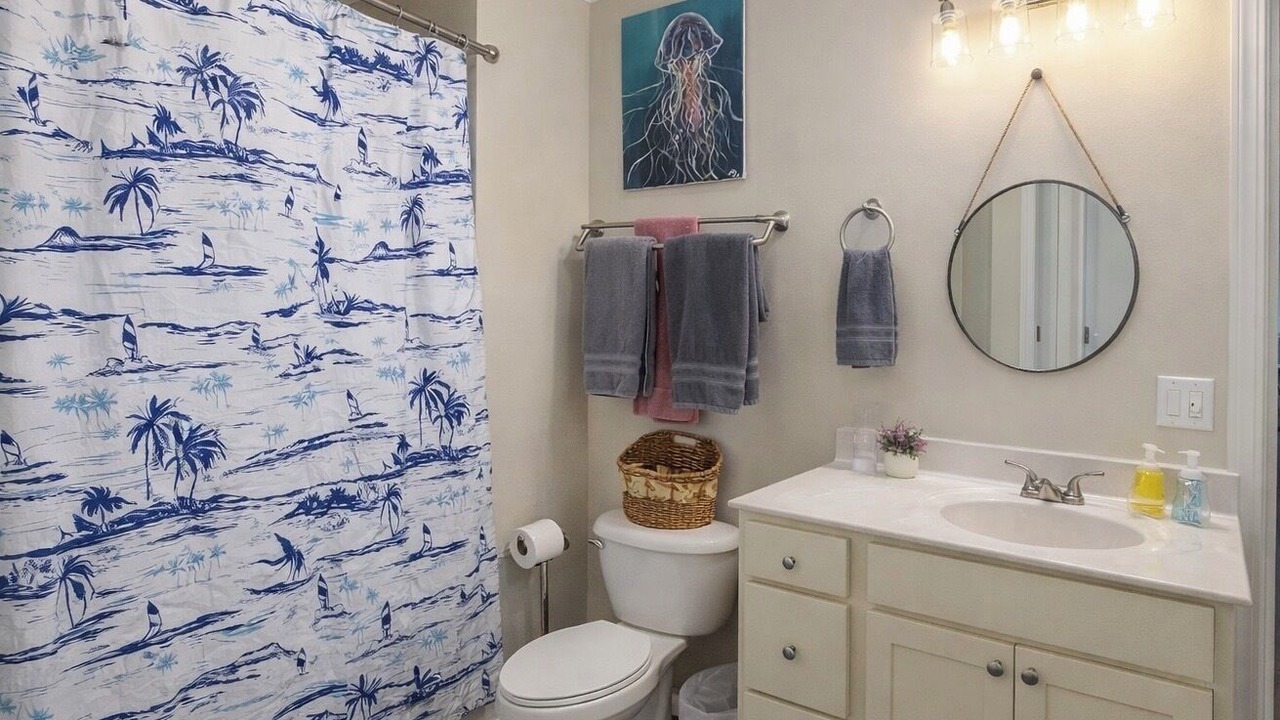 Photo of Bathroom in Pensacola Beach