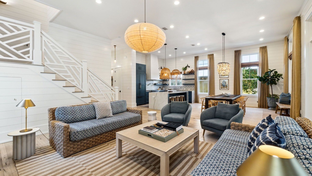 Photo of Livingroom in Forest District