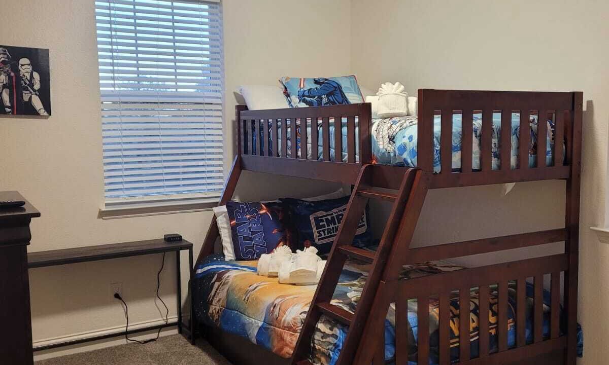 Photo of Bedroom in Davenport