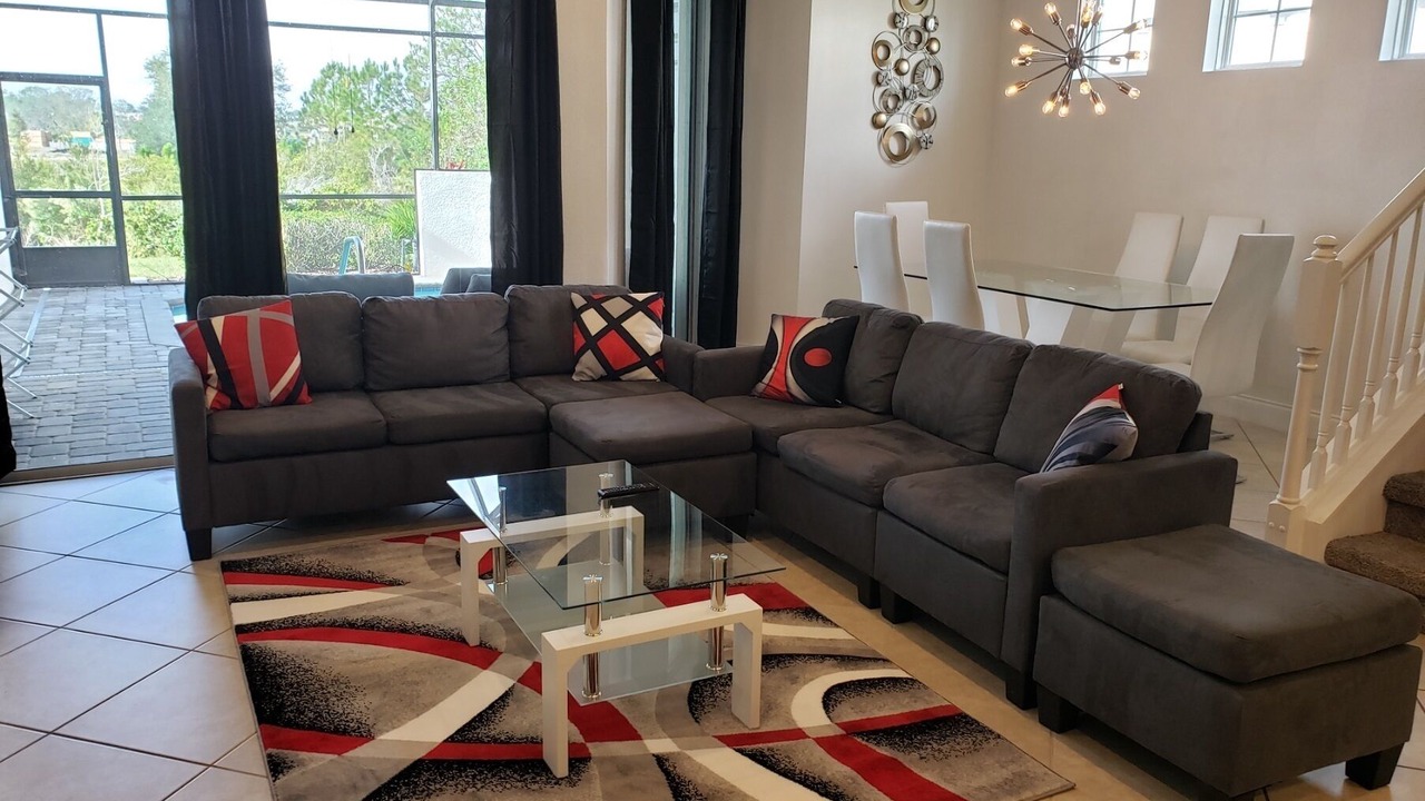 Photo of Livingroom in Davenport