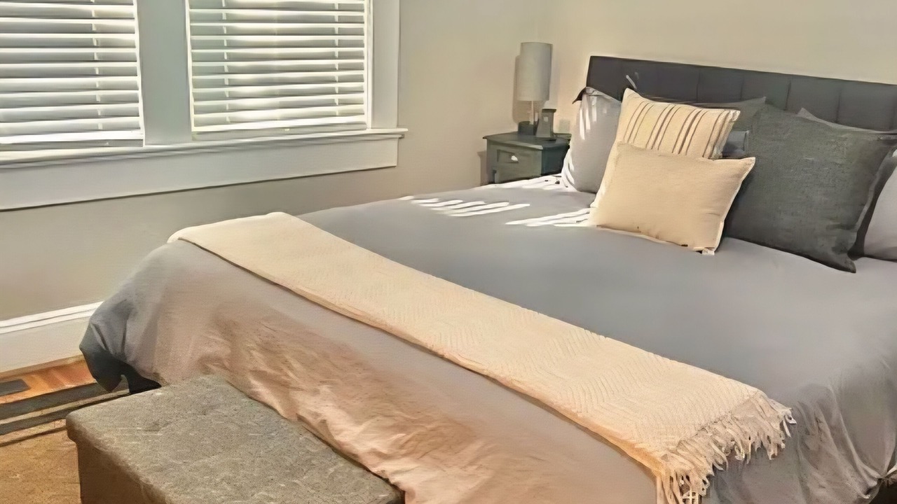 Photo of Bedroom in Peachtree Hills