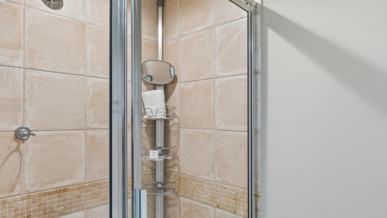 Photo of Bathroom in Baytowne Wharf