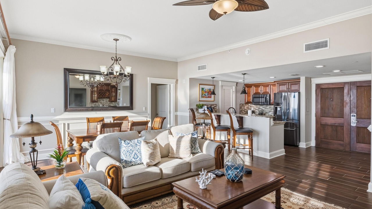 Photo of Livingroom in Baytowne Wharf