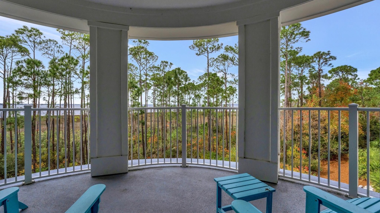 Photo of Patio Balcony in Baytowne Wharf