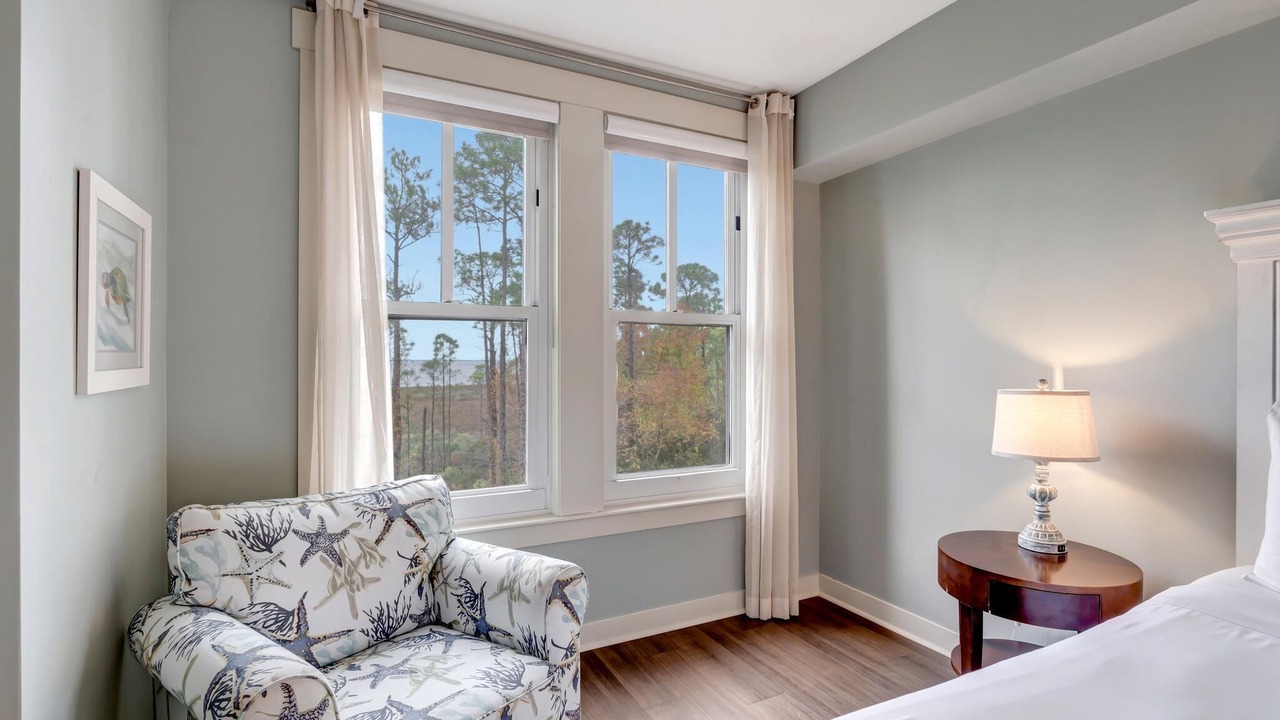 Photo of Bedroom in Baytowne Wharf