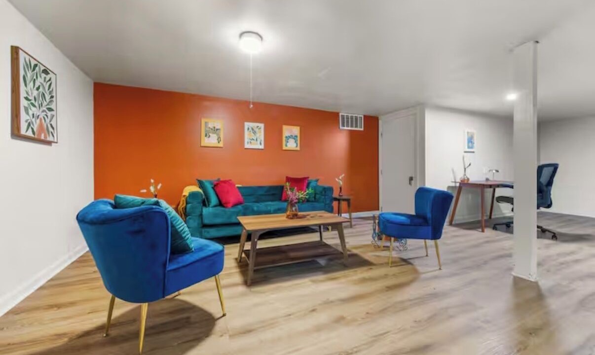 Photo of Livingroom in Tucker