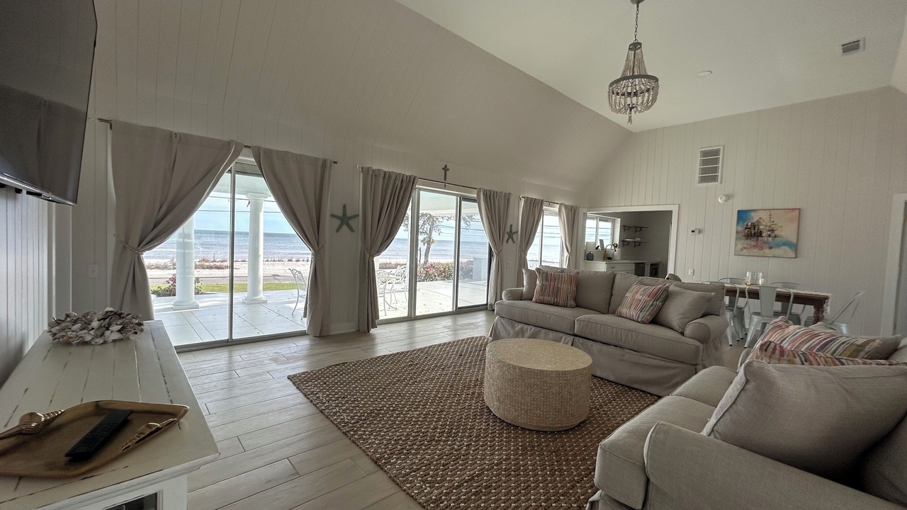 Photo of Livingroom in Waveland