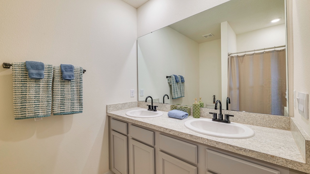 Photo of Bathroom in Davenport