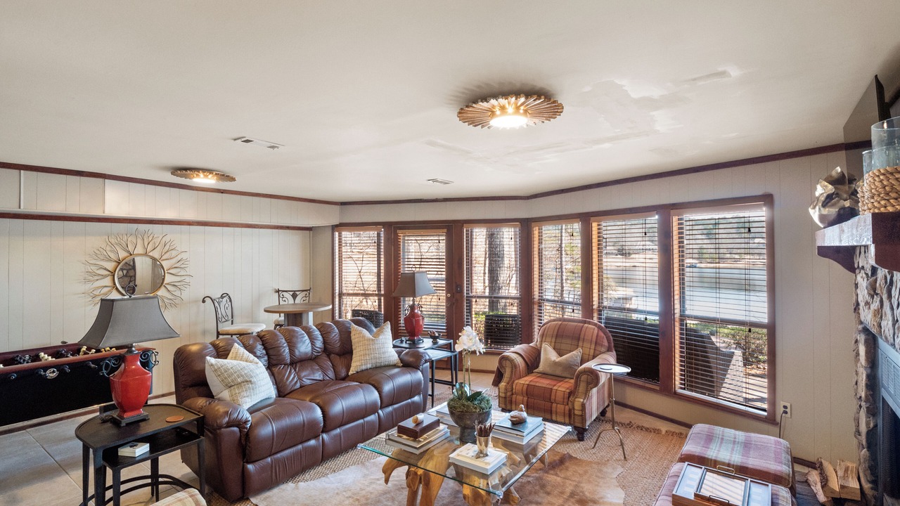 Photo of Livingroom in Crane Hill