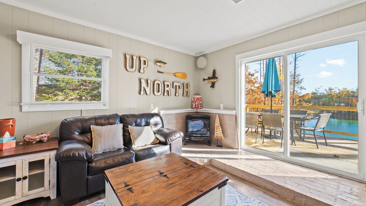 Photo of Livingroom in Gaylord