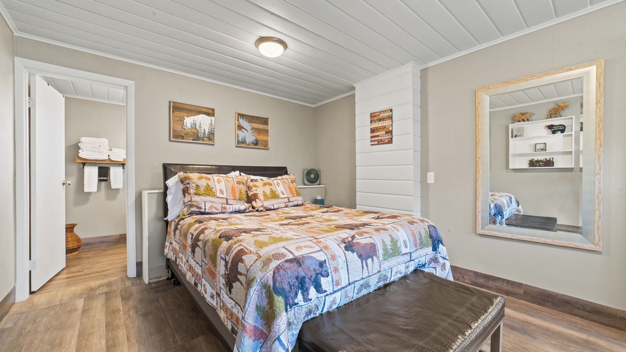 Photo of Bedroom in Gaylord