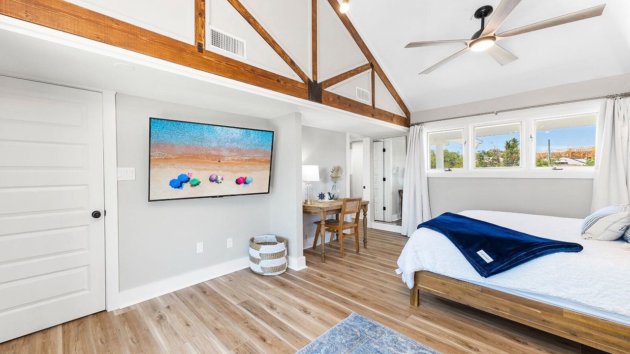 Photo of Bedroom in Ono Island