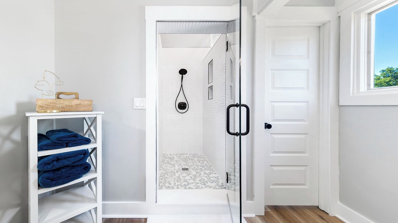Photo of Bathroom in Ono Island