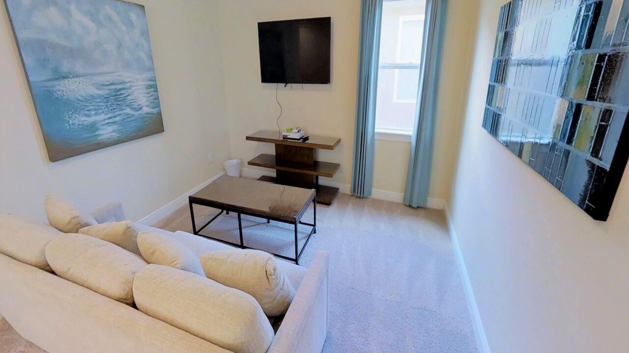 Photo of Livingroom in Davenport