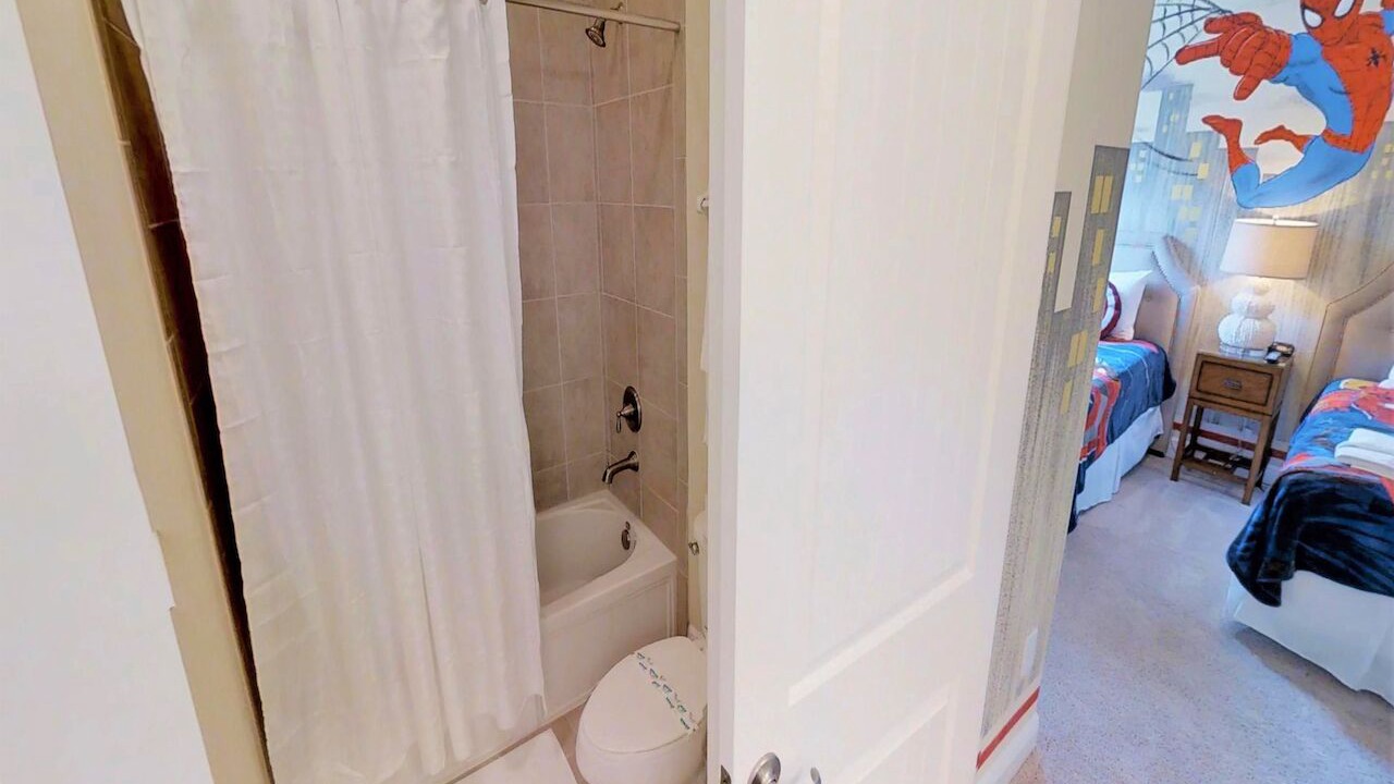 Photo of Bathroom in Davenport