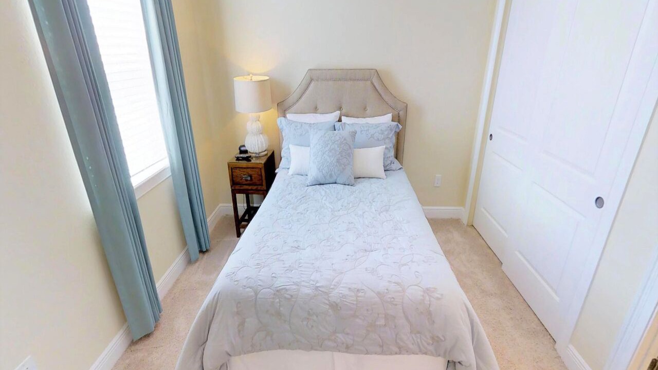 Photo of Bedroom in Davenport