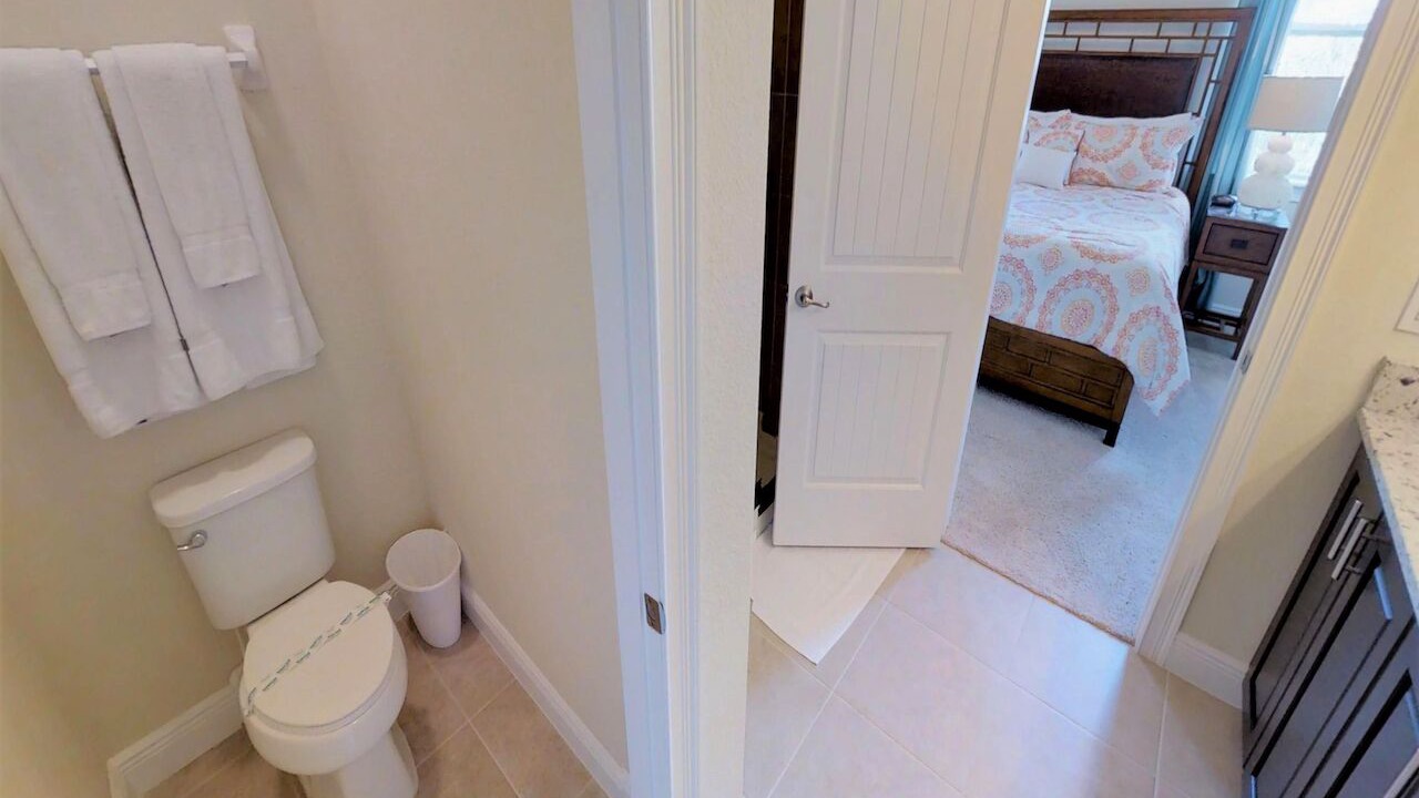 Photo of Bathroom in Davenport