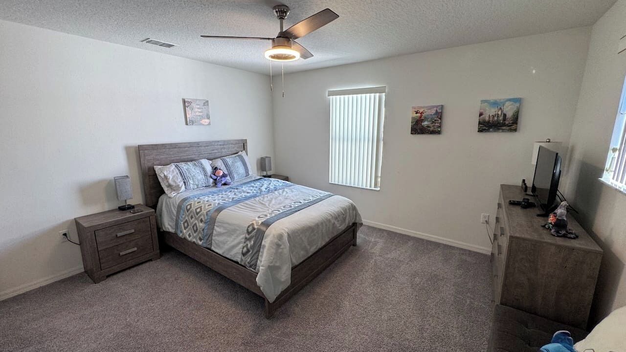 Photo of Bedroom in Windwood Bay