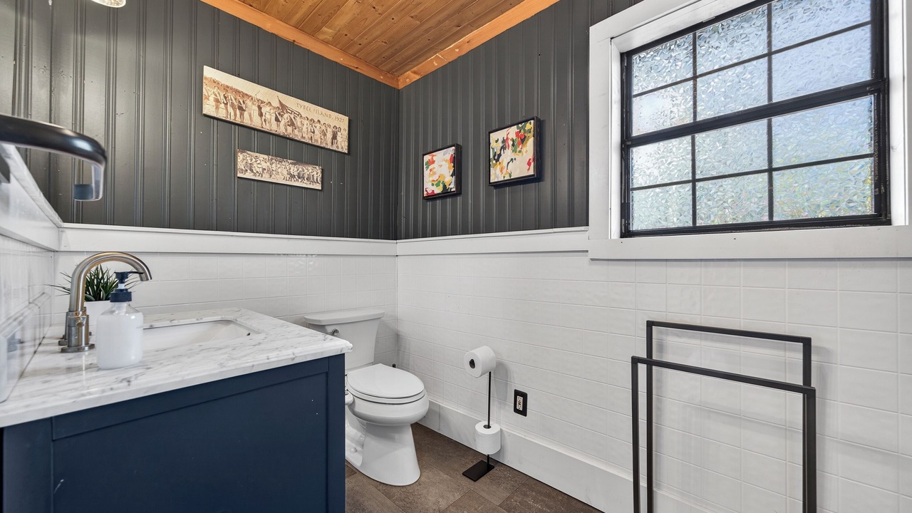 Photo of Bathroom in Milledgeville